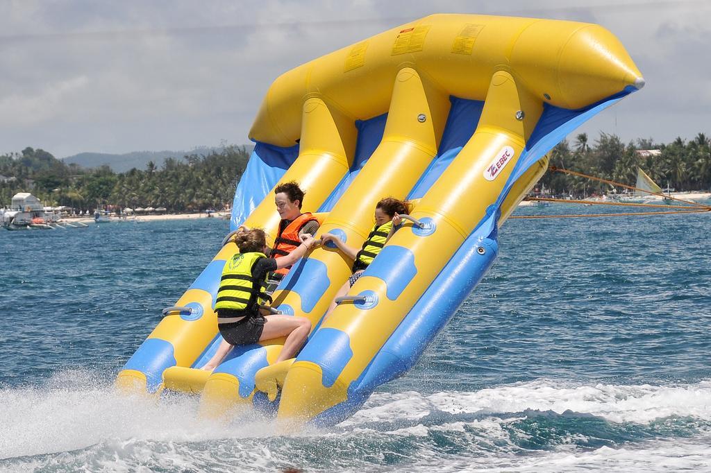 Subiza Beach Resort Olongapo Bagian luar foto