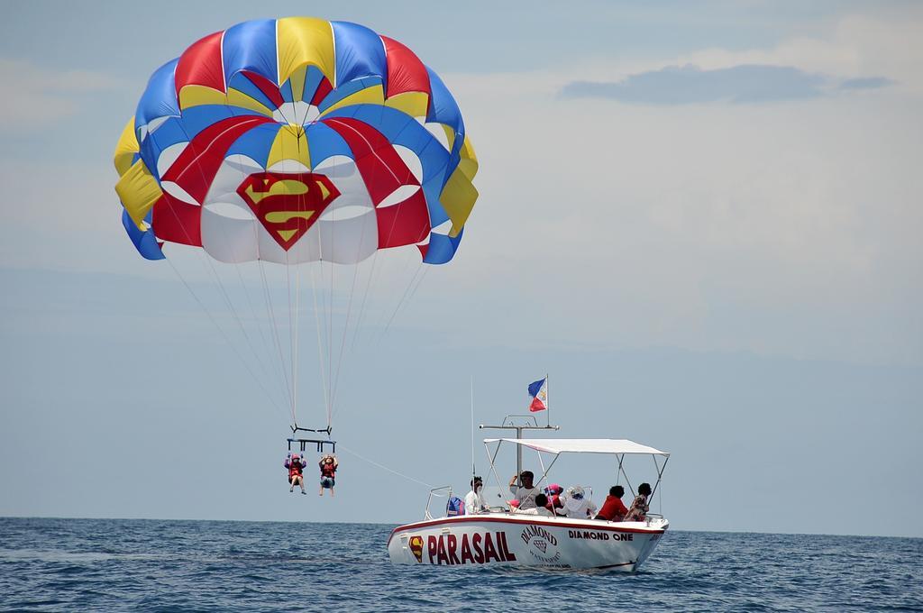 Subiza Beach Resort Olongapo Bagian luar foto