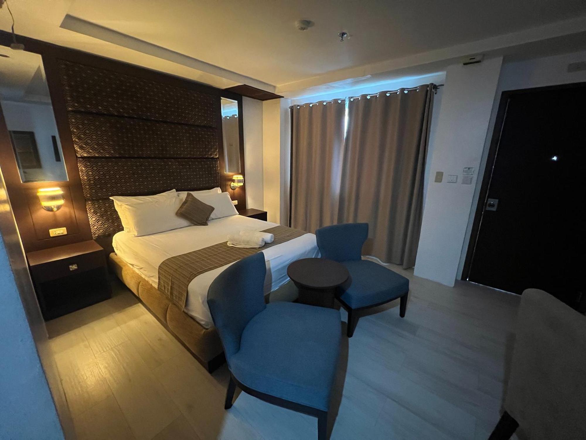 Subiza Beach Resort Olongapo Bagian luar foto
