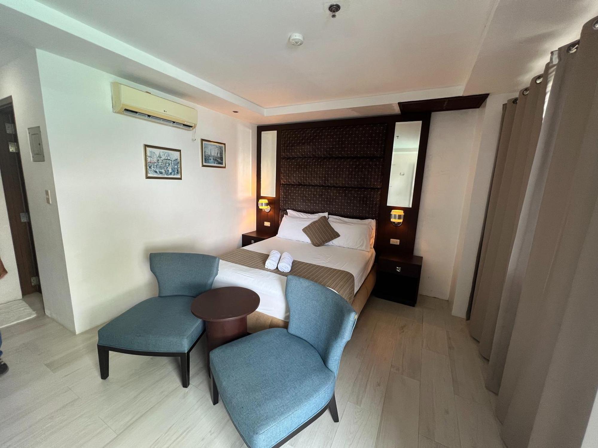 Subiza Beach Resort Olongapo Bagian luar foto