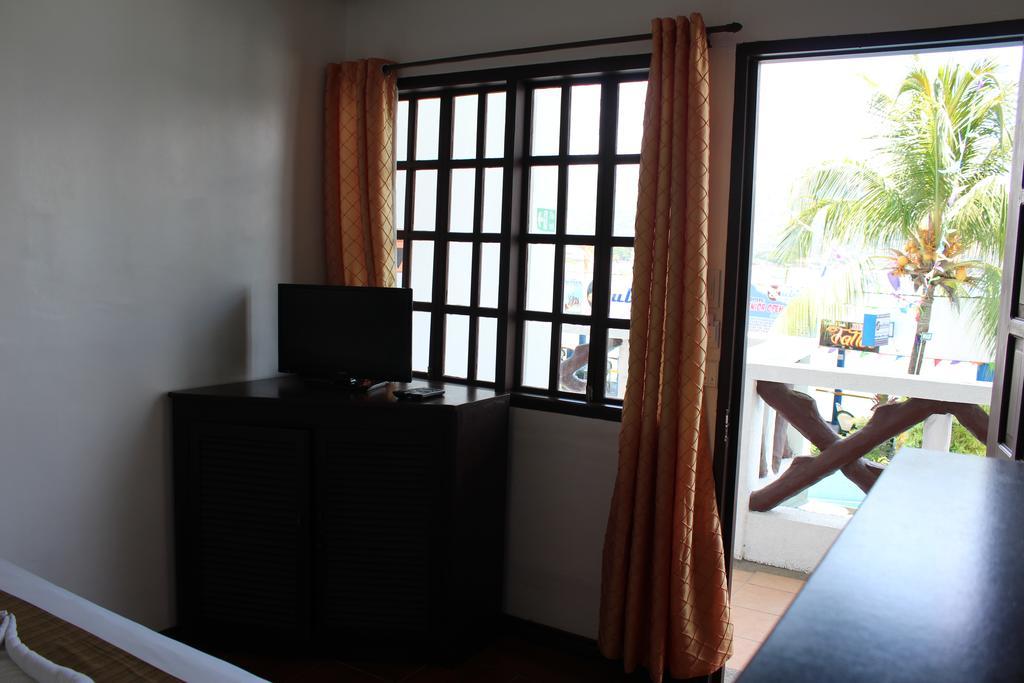 Subiza Beach Resort Olongapo Bagian luar foto